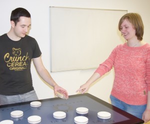TABULA combineert een grote vergadertafel met zogenaamde "Tangibles"