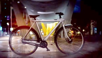 vanMoof Electrified S:  too smart for rain, thieves, and keys