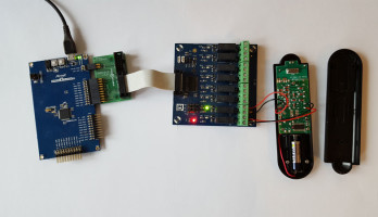 The SAM D20 Dev board takes commands via USB to control a remote-controlled socket outlet