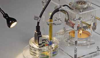 Review: Elektor’s "candle2light" Peltier lamp kit