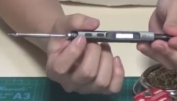 Handy miniature soldering iron