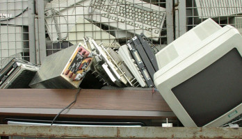 High Intensity Pulses Separate E-waste