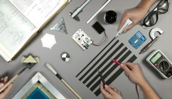 Elektor raffles Touch Board Pro Kit among E-zine readers