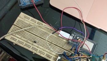 ESP32 Serial Terminal Monitor