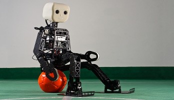 Humanoider Open-Source-Fußballroboter