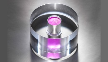 Erster Maser bei Zimmertemperatur