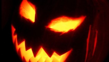 Schrei aus dem Kürbis für Halloween – selbst gebaut