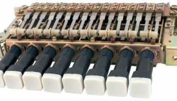 Tastenbank ohne Mikrocontroller im Selbstbau