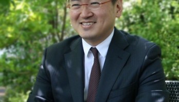 Interview mit Shunichiro Kuroki über neuartige Geruchssensoren