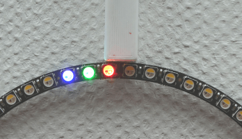 Bauen Sie eine Wi-Fi Uhr mit Neopixel-Display