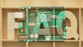Mettez dans vos favoris la page FAQ Arduino d'Elektor Labs   