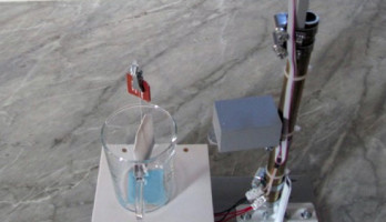 Article gratuit : minuterie de thé robotisée alimentée par la chaleur de l'eau