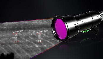 Module de caméra Neutrino SX8-ISR 35-700 de Teledyne FLIR destiné aux systèmes d'observation terrestre qui utilisent l'intelligence artificielle