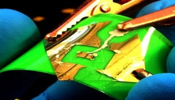 2D-kristallen vormen efficiënte zonnecellen