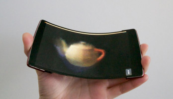 Holoflex - De eerste holografische flexibele smartphone