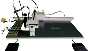 Review: eC-placer maakt het plaatsen van SMD’s een peulenschil