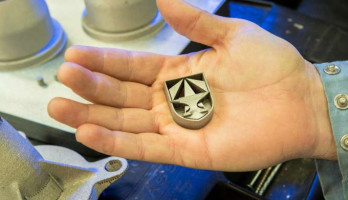 Supersterke stalen onderdelen uit de 3D-printer. Afbeelding: US Army / David McNally.