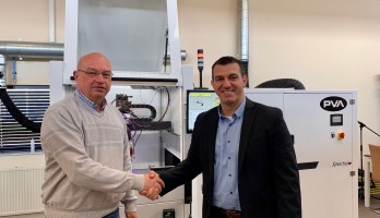 (l. nr r.) Pieter van der Vorst, PVA Europe BV Algemeen Directeur eb Tom Van Tongelen, Smd-Tec CEO