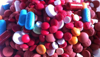 Draagbaar apparaat maakt medicijnen terwijl u wacht