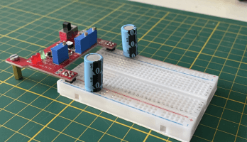 Veelzijdige voeding voor breadboards plus en min uit 5V van USB