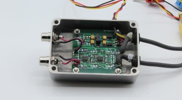 Aktives Stereo Sallen Key Tiefpass Filter 4. Ordnung