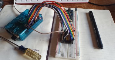 Using a Raspberry Pi to read an old 27C512 5V CMOS EPROM