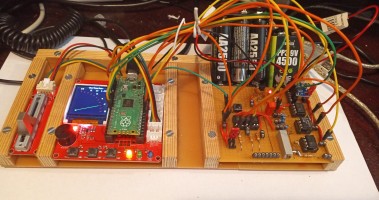 Pico adjustable power supply and quasi-analog voltmeter 