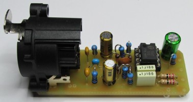 Microphone Preamplifier with Phantom Power