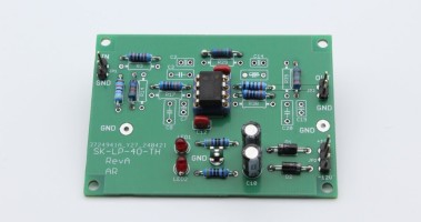 Kondensator-Tester mit Sallen-Key-Tiefpassfilter 4. Ordnung