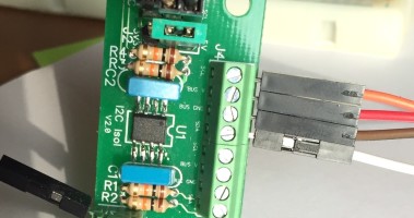 Universal I2C bus isolator and level adapter [150089]