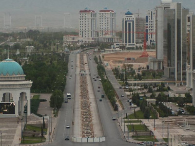 Turkmenistan Under Pressure to Adapt to New Market Reality