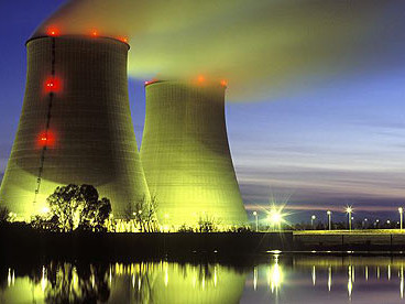 Nuclear Power and Justice between Generations: A Moral Analysis of Fuel Cycles