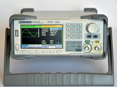 Review: The Siglent SDG1032x Arbitrary Function Generator