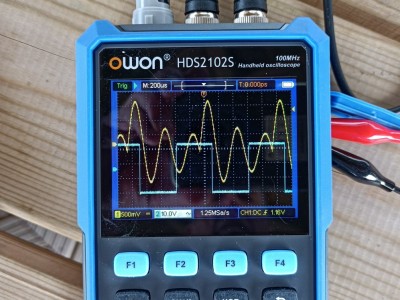 PeakTech® P 1401» 10 MHz / 2CH, 100MS/s Osciloscopio digital