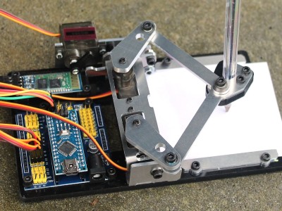 Arduino-Controlled Drawing Robot