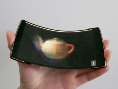 Holoflex - The first holographic flexible smartphone