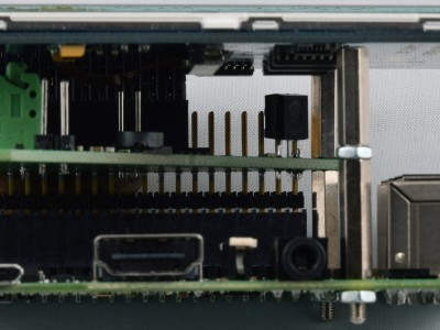 Side view 1 FM Radio Receiver with RDS (160520) Side view 1 FM Radio Receiver with RDS for Raspberry Pi (PCB 160520-1 v2.0)