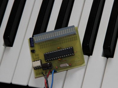 Midi-Channel-Analyzer MKII Top.jpg