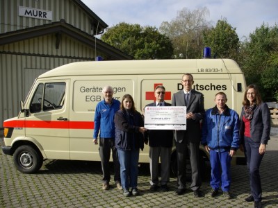 Spende der FRIZLEN Mitarbeiter ans DRK