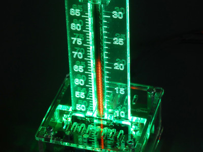 Enclosure green backlight With transparent enclosure, green scale backlighting