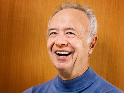 Andrew S. Grove, dit Andy Grove.