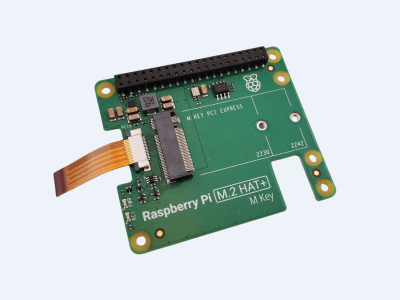 Raspberry Pi Présente le M.2 HAT+ Permettant une Connexion de Périphériques à Haute Vitesse
