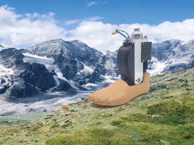 Une démarche naturelle avec un pied artificiel
 