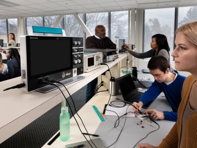 Tektronix propose des prix spécifiques pour les oscilloscopes destinés à l&#39;éducation