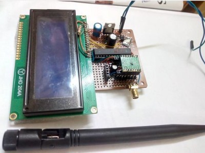 Hand held receiver Hand Held receiver - Shows only lat , lon, alt, date, time