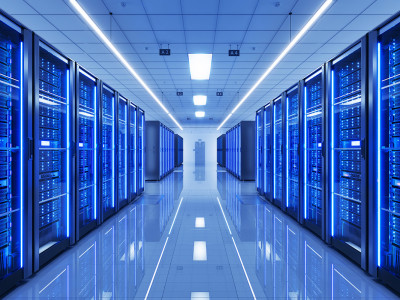 Promuovere l' Efficienza nella Transizione Verso un'Infrastruttura Energetica a Emissioni Zero