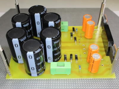 Alimentatore a Basso Ripple per Amplificatori Audio