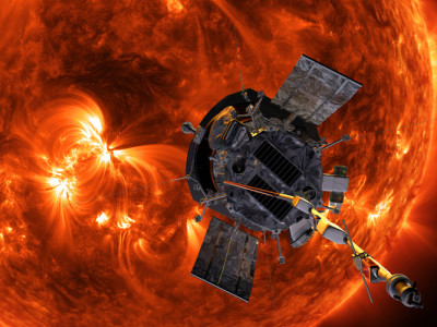 Het oppervlak van de zon (de fotosfeer) heeft een temperatuur van ongeveer 6000 graden celsius, maar het gebied waar de sonde doorheen vliegt (de corona) heeft een temperatuur van meer dan een miljoen graden. Onderzoekers willen weten waarom dat zo is (afbeelding: NASA).