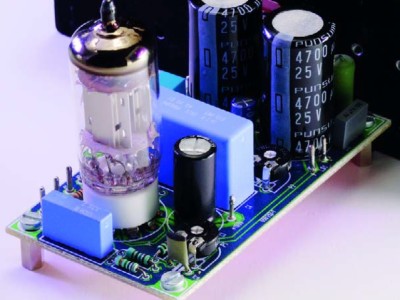 Engineering in augustus: 8-bit Arduino geluiden, een eenvoudige hybride versterker, en meer