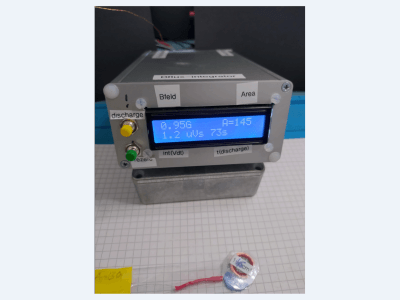 Integrerende B-veld magnetometer met zelfgemaakte sensoren